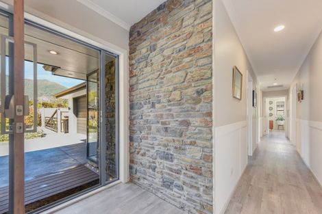 Photo of property in 213c Waikawa Road, Waikawa, Picton, 7220