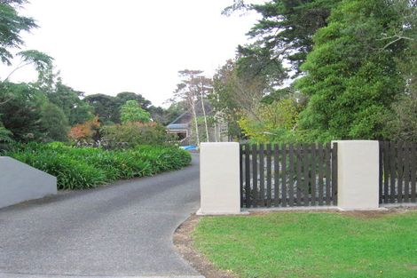 Photo of property in 101-103 Roland Road, Greenhithe, Auckland, 0632