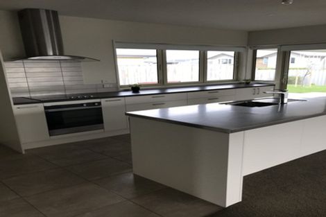 Photo of property in 11 Pakura Street, Pegasus, 7612