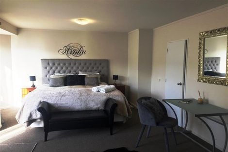 Photo of property in 68a Chatsworth Road, Silverstream, Upper Hutt, 5019