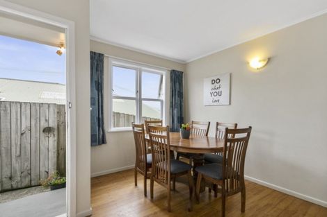 Photo of property in 206b Miromiro Road, Normandale, Lower Hutt, 5010