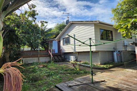Photo of property in 22 Sandgate Avenue, Botany Downs, Auckland, 2010