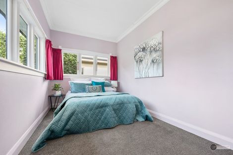 Photo of property in 9 Fairfield Avenue, Fairfield, Lower Hutt, 5011
