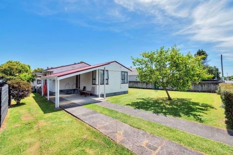 Photo of property in 17 Cameron Street, Papakura, 2110