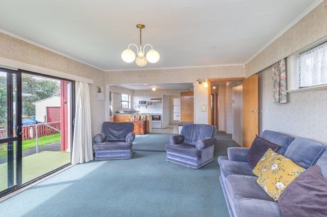 Photo of property in 19 Balmoral Street, Levin, 5510