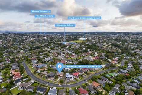 Photo of property in 20 Stapleford Crescent, Browns Bay, Auckland, 0630