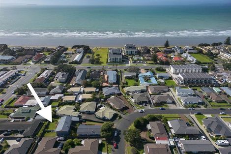 Photo of property in 39 Alice Avenue, Orewa, 0931