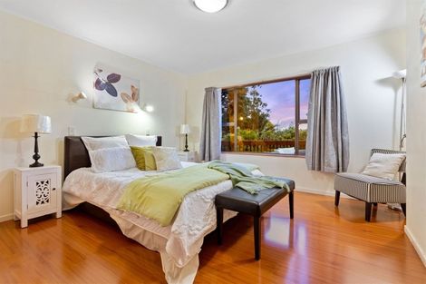 Photo of property in 1109 Scenic Drive North, Swanson, Auckland, 0816