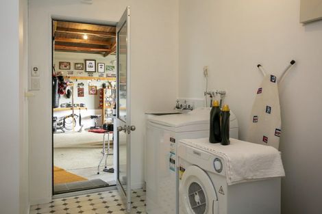 Photo of property in 742 Acacia Bay Road, Acacia Bay, Taupo, 3330