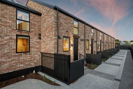 Photo of property in 4/196 Hills Road, Edgeware, Christchurch, 8013