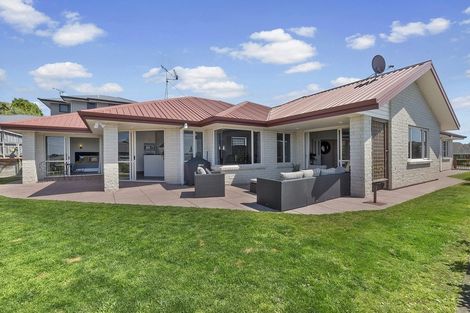 Photo of property in 22 Everton Place, Grandview Heights, Hamilton, 3200