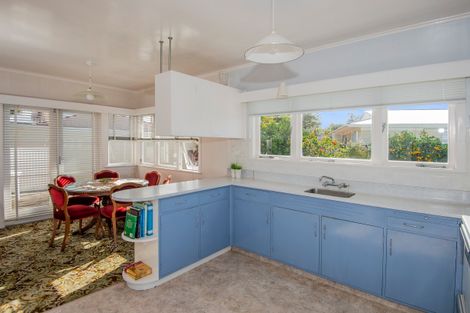 Photo of property in 129 Onerahi Road, Onerahi, Whangarei, 0110