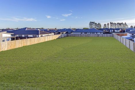 Photo of property in 22 Chatsworth Avenue, Rangiora, 7400