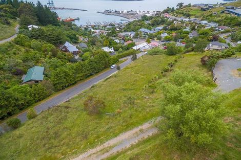 Photo of property in 16 Harmans Road, Lyttelton, 8082