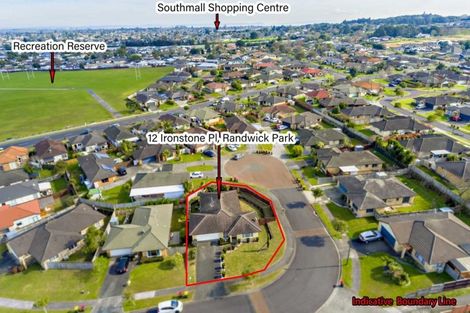 Photo of property in 12 Ironstone Place, Randwick Park, Auckland, 2105