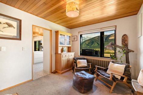 Photo of property in 46c Rees Valley Road, Glenorchy, 9372