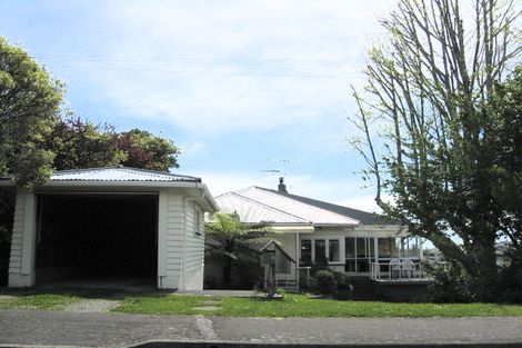 Photo of property in 6 Taupata Street, Stoke, Nelson, 7011