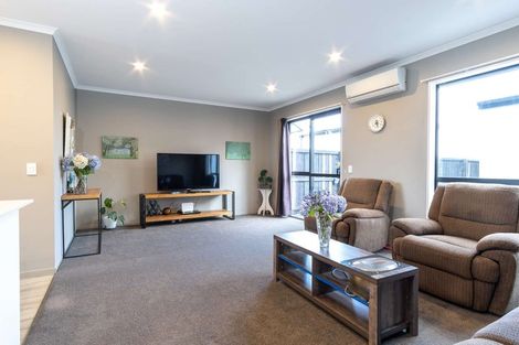 Photo of property in 22 Brian Keogh Lane, Wigram, Christchurch, 8025