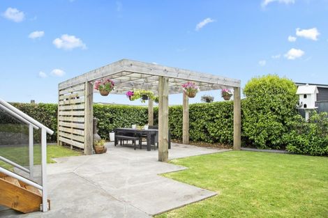 Photo of property in 7 Goble Road, Clarks Beach, Pukekohe, 2679