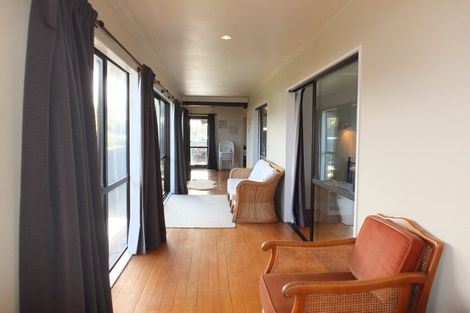 Photo of property in 30 Pratt Avenue, Foxton Beach, Foxton, 4815