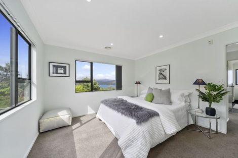 Photo of property in 9 Bury Grove, Strathmore Park, Wellington, 6022