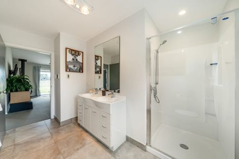 Photo of property in Woodhill Park, 148 Kakariki Way, Whitemans Valley, Upper Hutt, 5371
