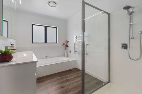 Photo of property in 100 Westmorland Rise, Bethlehem, Tauranga, 3110