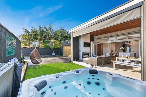 Photo of property in 4a Ross Crescent, Orewa, 0931