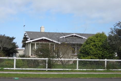 Photo of property in 16 Liverpool Street, Levin, 5510