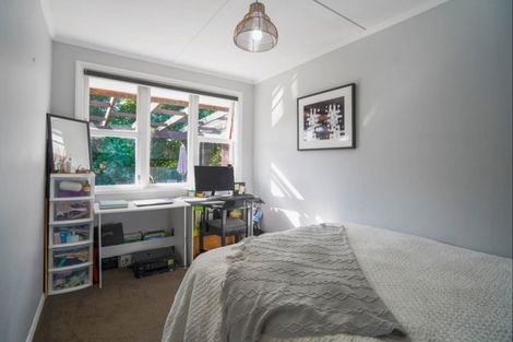 Photo of property in 10 Fleetwood Grove, Waikanae, 5036