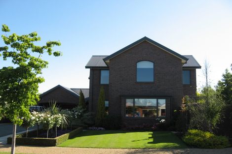 Photo of property in 10 Stableford Green, Burnside, Christchurch, 8053