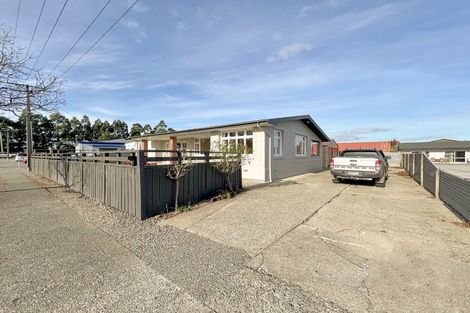 Photo of property in 9 Grange Street, Winton, 9720
