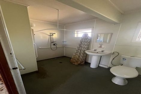Photo of property in 65 Kervil Avenue, Te Atatu Peninsula, Auckland, 0610