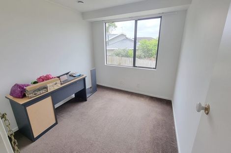 Photo of property in 11b Princess Maria Place, Massey, Auckland, 0614
