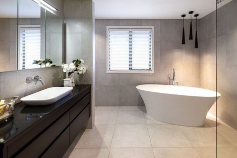 Photo of property in 1 St Elmo Rise, Shamrock Park, Auckland, 2016