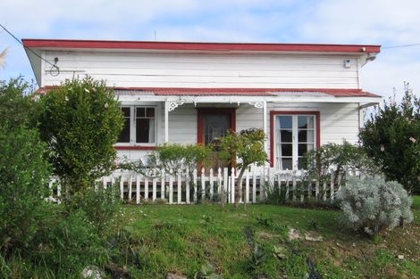 Photo of property in 4 Church Street, Swanson, Auckland, 0612
