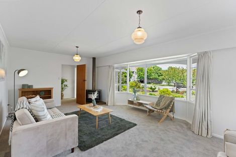 Photo of property in 49 Sylvan Avenue, Waikanae, 5036