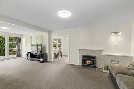 Photo of property in 15 Maher Street, Elderslea, Upper Hutt, 5018