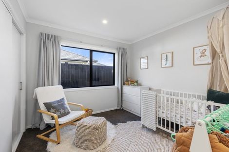 Photo of property in 53 Buddle Road, Wallaceville, Upper Hutt, 5018