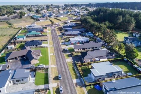 Photo of property in 26 Sandown Avenue, Himatangi Beach, Foxton, 4891