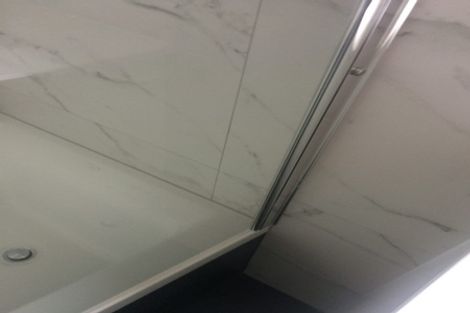 Photo of property in 61a Farquhar Road, Glendene, Auckland, 0602