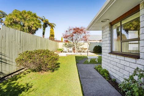 Photo of property in 37 Kowhai Street, Inglewood, 4330