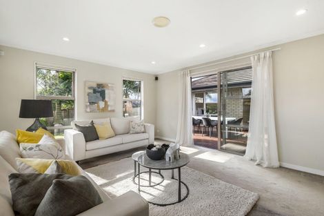 Photo of property in 18 Lemon Grove Lane, Greenhithe, Auckland, 0632