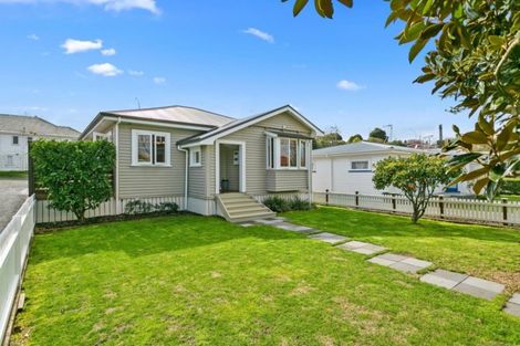 Photo of property in 9 Bretton Terrace, Hillcrest, Hamilton, 3216