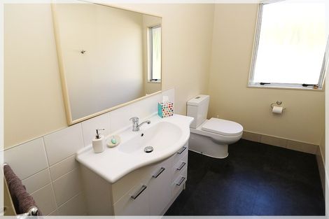 Photo of property in 286 Wall Road, Foxton, 4891