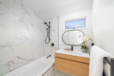 Photo of property in 2/212 Springfield Road, St Albans, Christchurch, 8014