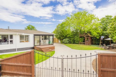 Photo of property in 13 Gladson Avenue, Sockburn, Christchurch, 8042