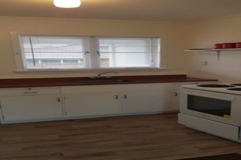 Photo of property in 150 One Tree Point Road, One Tree Point, 0118