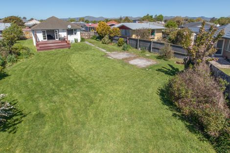 Photo of property in 31 Wainoni Road, Wainoni, Christchurch, 8061