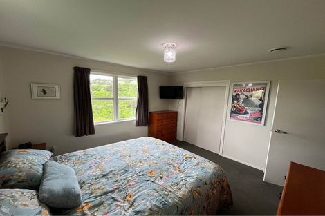 Photo of property in 34 Mark Avenue, Paparangi, Wellington, 6037